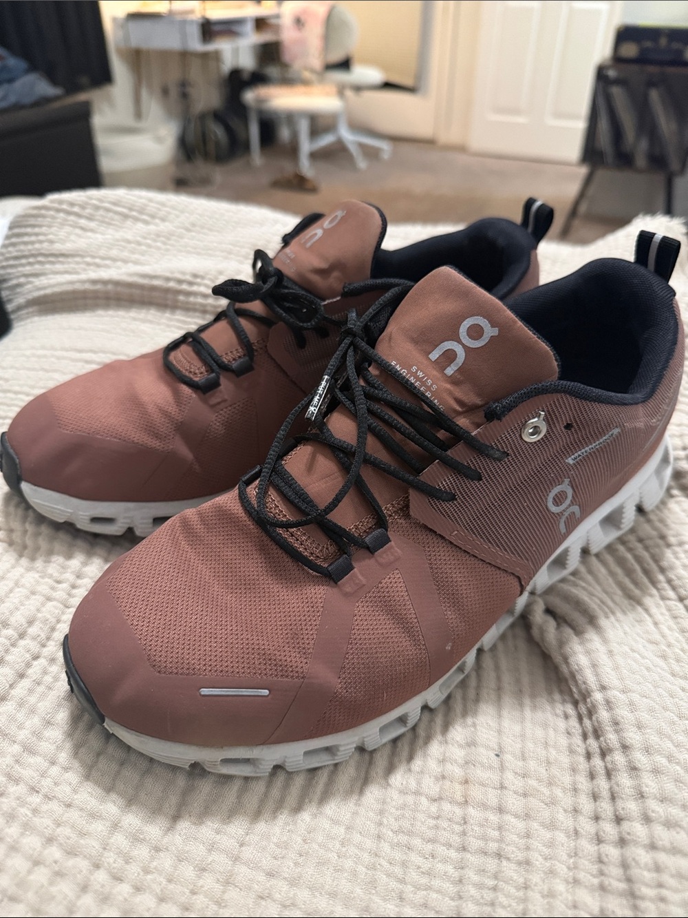 On Running Women’s Cloudswift Rust/Brown Athletic Shoes